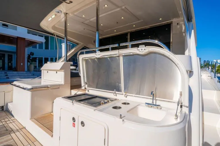  Yacht Photos Pics 2023 Riviera 64 Sports Motor Yacht - Image 10