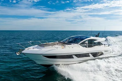 2022 Sunseeker Predator 74
