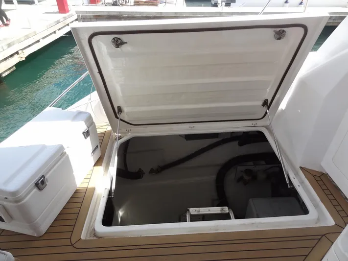 Dalliance Yacht Photos Pics 