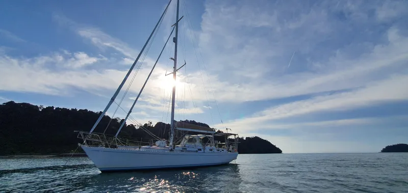 Penn Station Yacht Photos Pics 