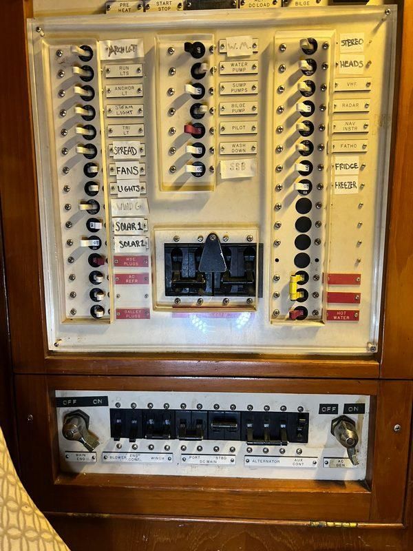 1986 Hylas 44 