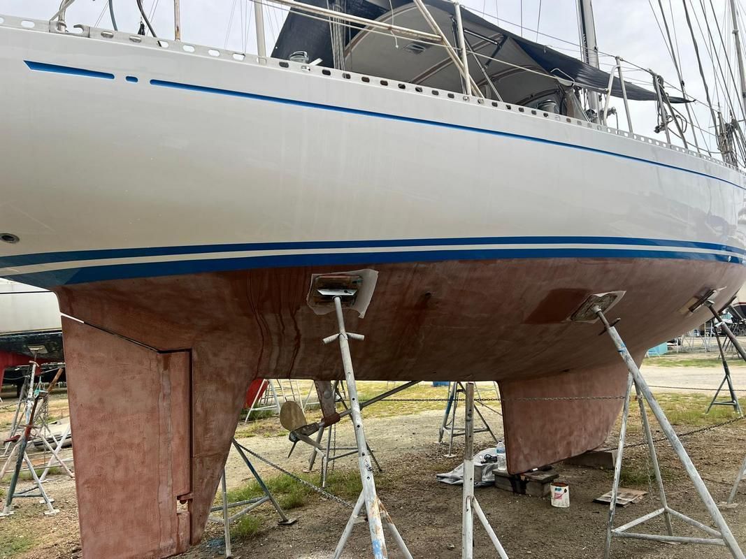 1986 Hylas 44 