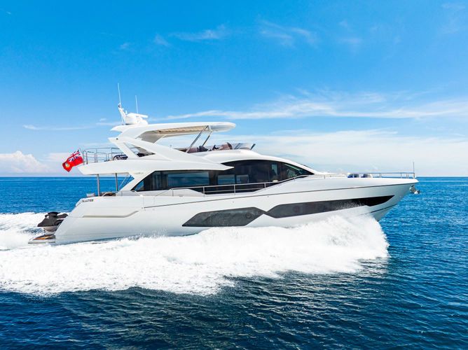2021 Sunseeker 76 Yacht