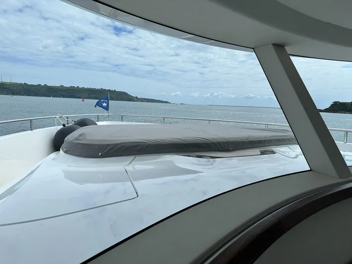 X80034 Yacht Photos Pics 