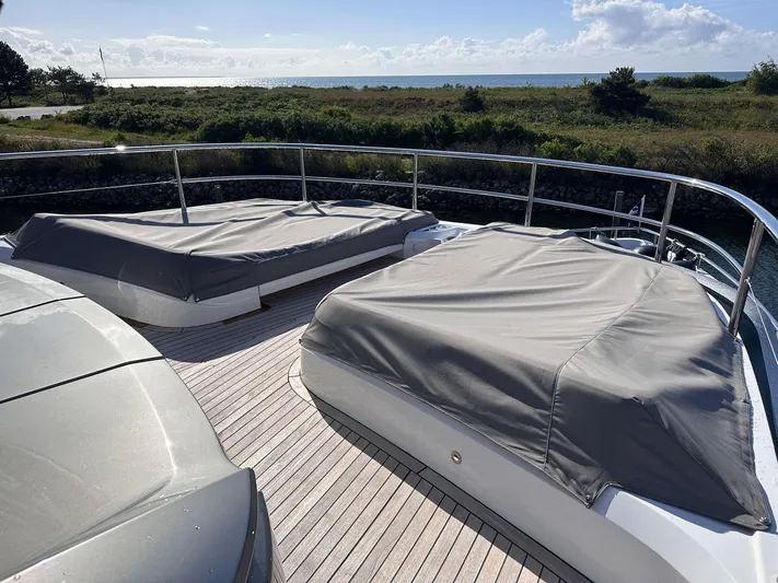 X80034 Yacht Photos Pics 