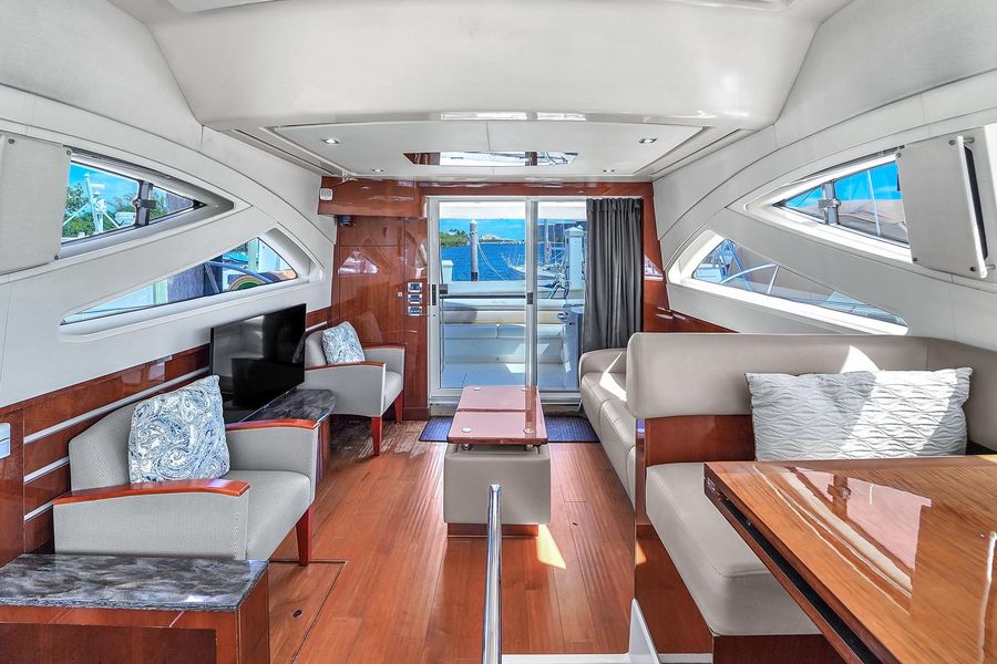 2012 Sea Ray 450 Sedan Bridge