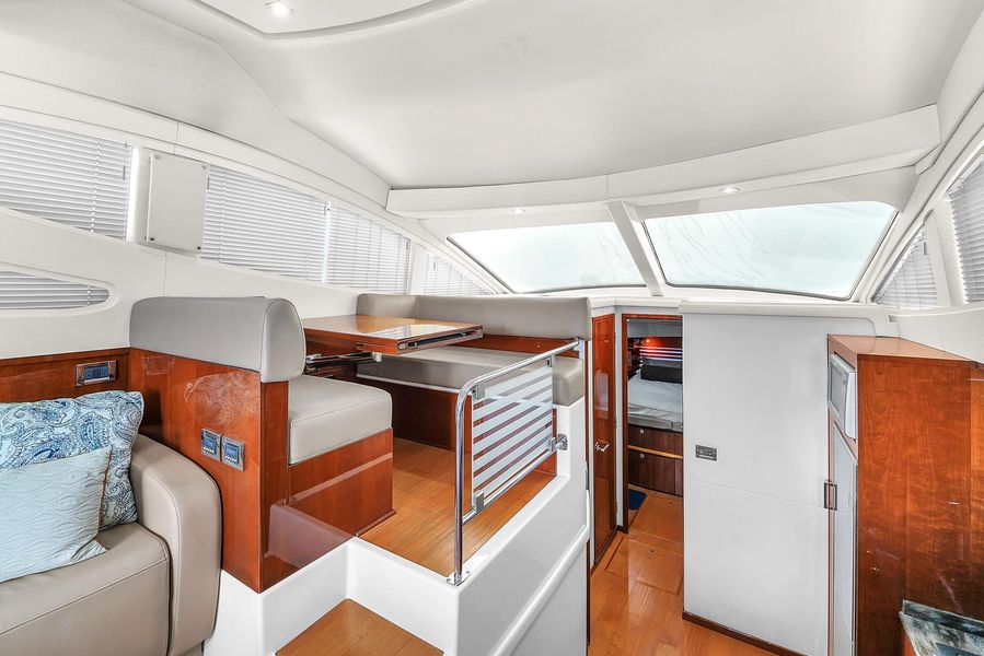 2012 Sea Ray 450 Sedan Bridge