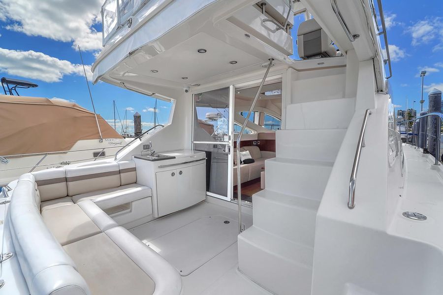 2012 Sea Ray 450 Sedan Bridge