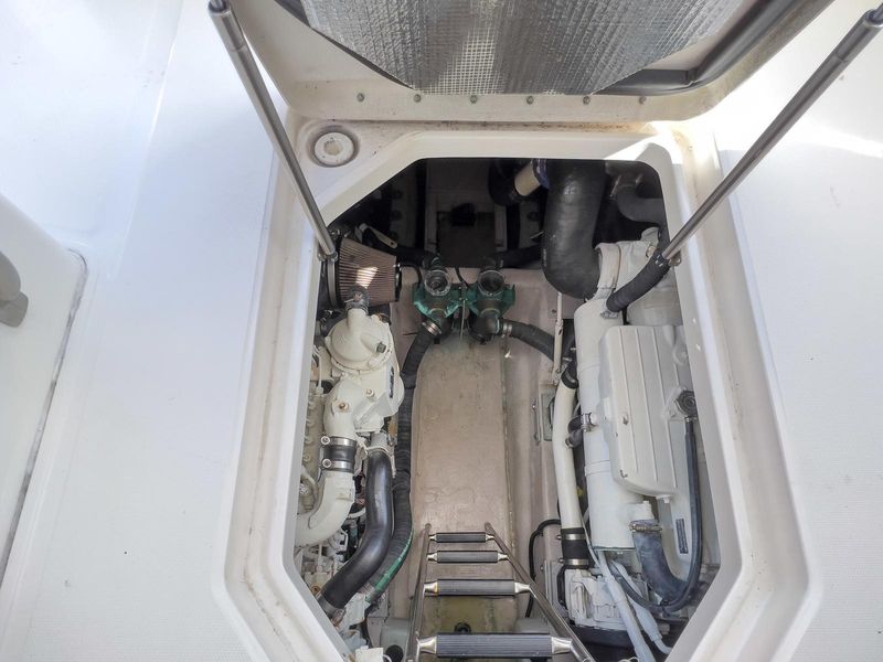 2012 Sea Ray 450 Sedan Bridge