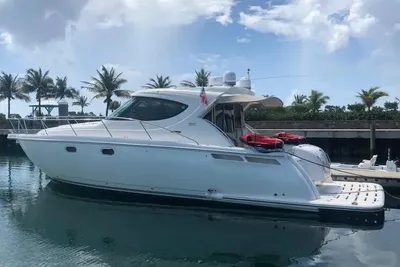 Tiara Yachts 4500 Sovran