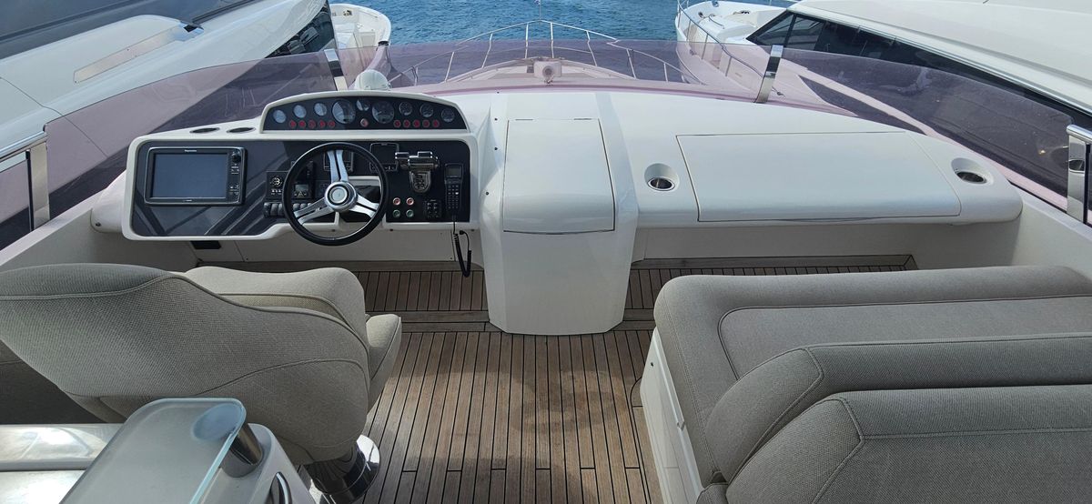 2014 Princess 63 