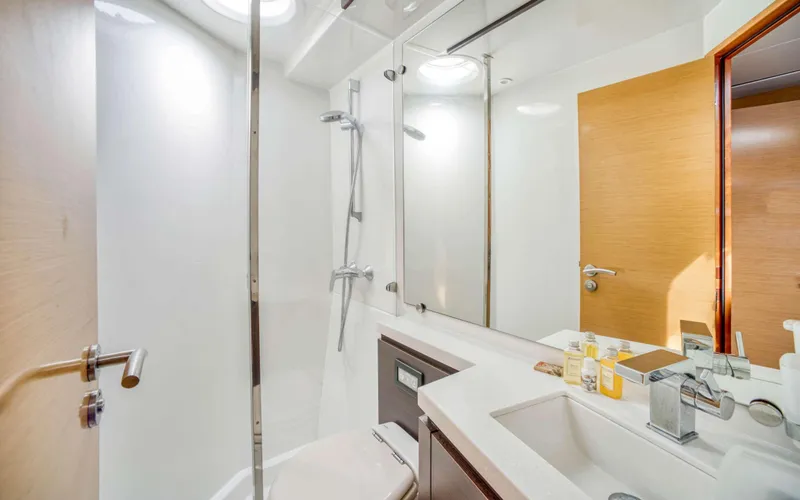 Endless Azul Yacht Photos Pics Luxurious bathroom in 2013 Fountaine Pajot Sanya 57 yacht, featuring modern fixtures and sleek design.