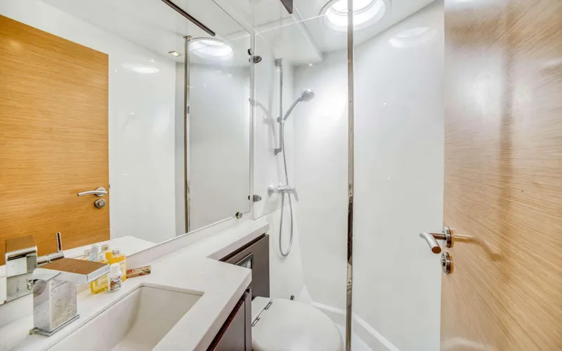 Endless Azul Yacht Photos Pics Luxurious bathroom in 2013 Fountaine Pajot Sanya 57 yacht with modern fixtures.