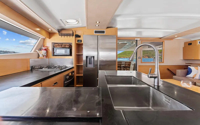 Endless Azul Yacht Photos Pics 