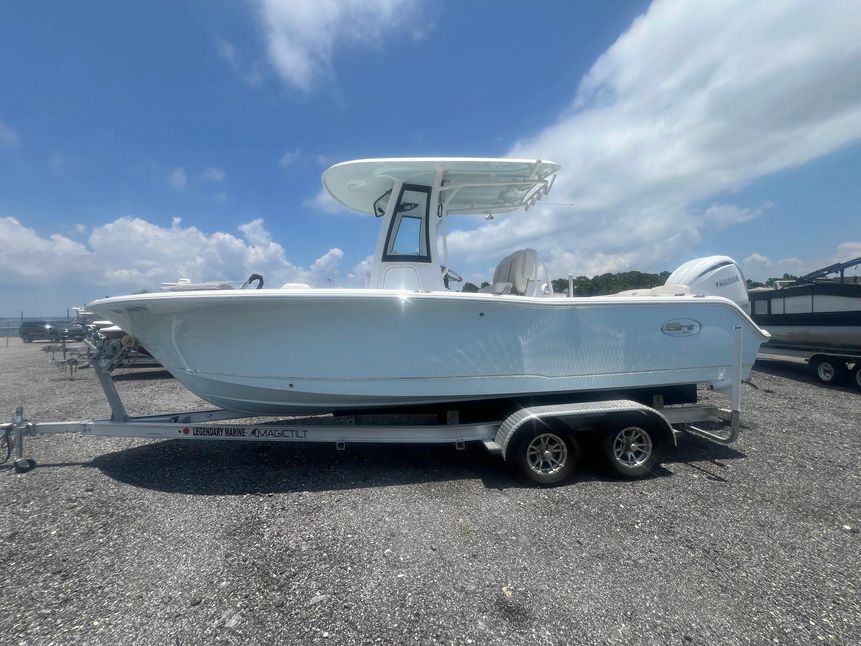 2022 Sea Hunt 239 Ultra SE Center Console for sale - YachtWorld