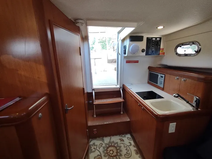 Getaweigh Yacht Photos Pics 