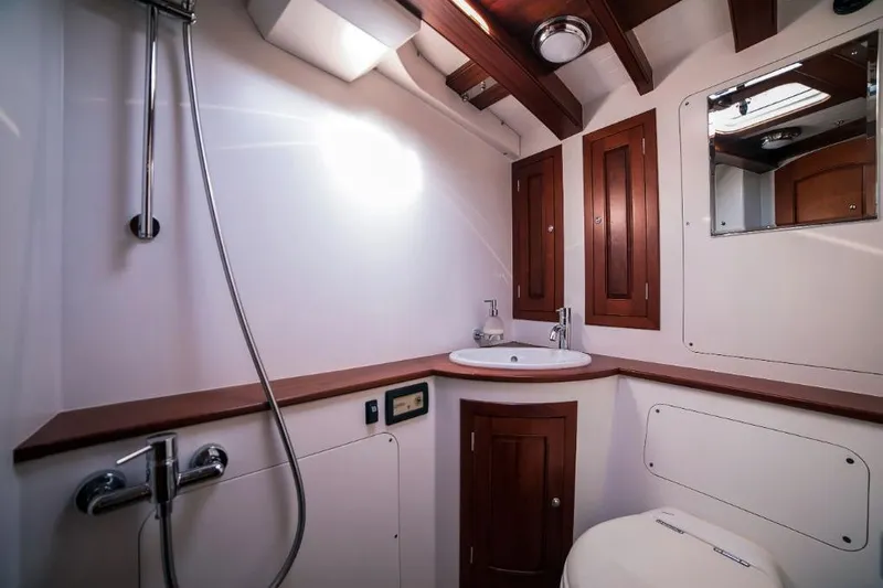 Spirit R74 Yacht Photos Pics Luxurious 2014 Spirit R74 yacht bathroom with wooden accents and modern fixtures.