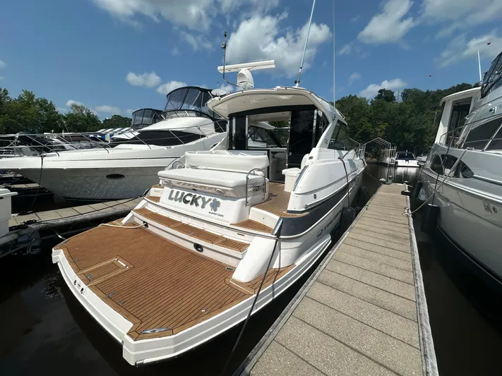 Lucky Yacht Photos Pics 