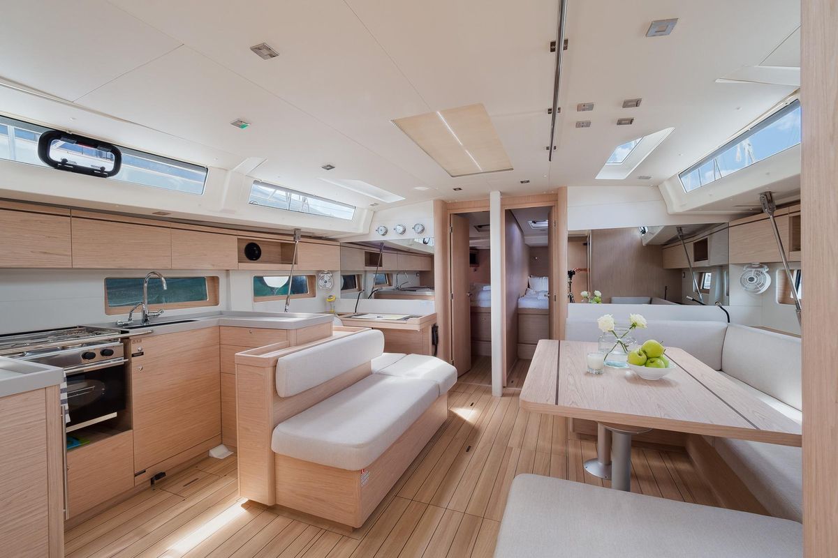 2018 Beneteau 49 
