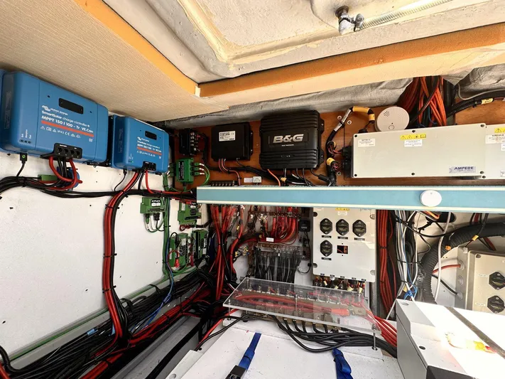 Topdog Yacht Photos Pics 