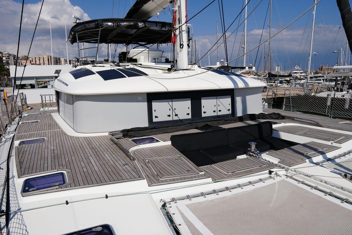 2018 Lagoon 58 