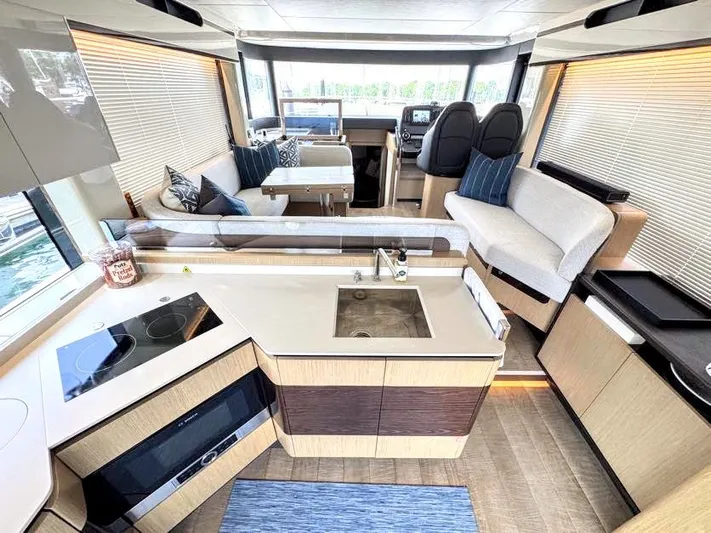 Absolute Mess Yacht Photos Pics 