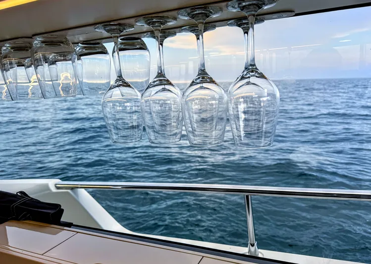 Absolute Mess Yacht Photos Pics 