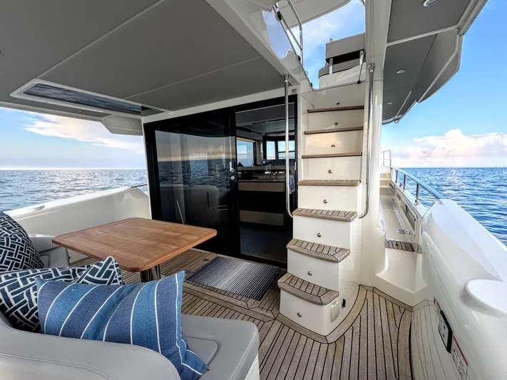 Absolute Mess Yacht Photos Pics 