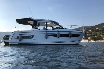 Jeanneau Merry Fisher 895