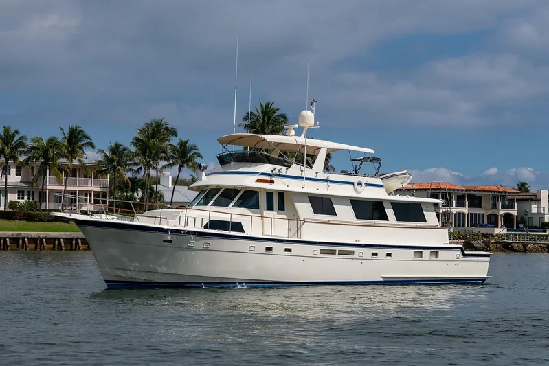 Fiddler Yacht Photos Pics 