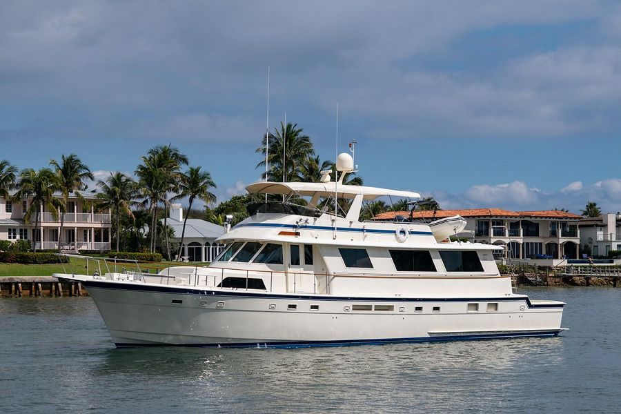 1986 Hatteras 72 Motor Yacht