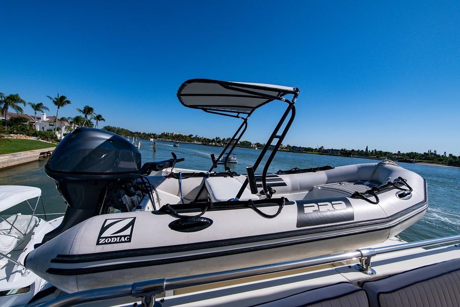 1986 Hatteras 72 Motor Yacht