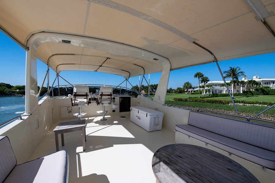 1986 Hatteras 72 Motor Yacht