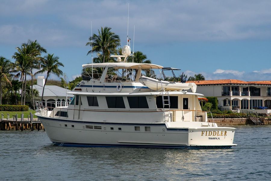 1986 Hatteras 72 Motor Yacht