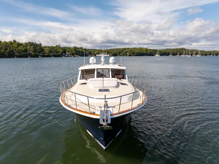 Mystique Yacht Photos Pics 