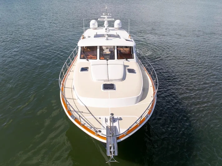 Mystique Yacht Photos Pics 