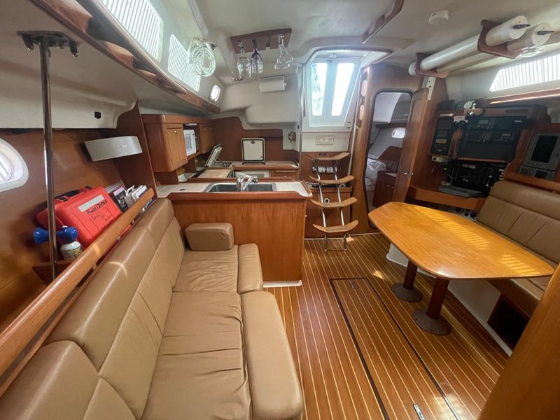 2003 Catalina 350