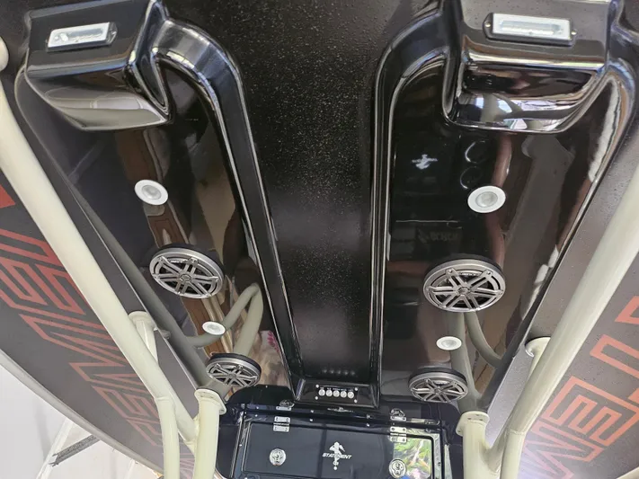  Yacht Photos Pics Interior view of 2021 Statement 350 Open boat with speakers and lighting fixtures.