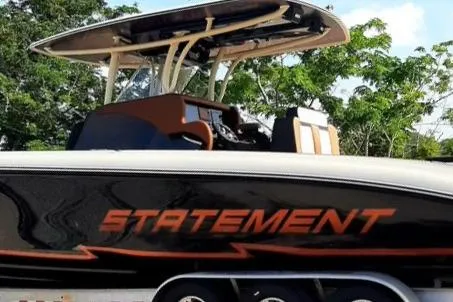  Yacht Photos Pics 2021 Statement 350 Open boat with sleek design and modern features.
