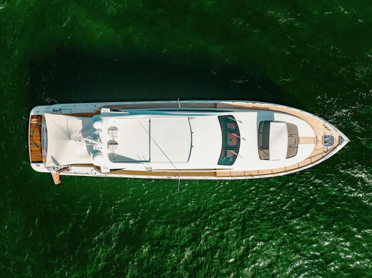 2007 Mangusta 92 
