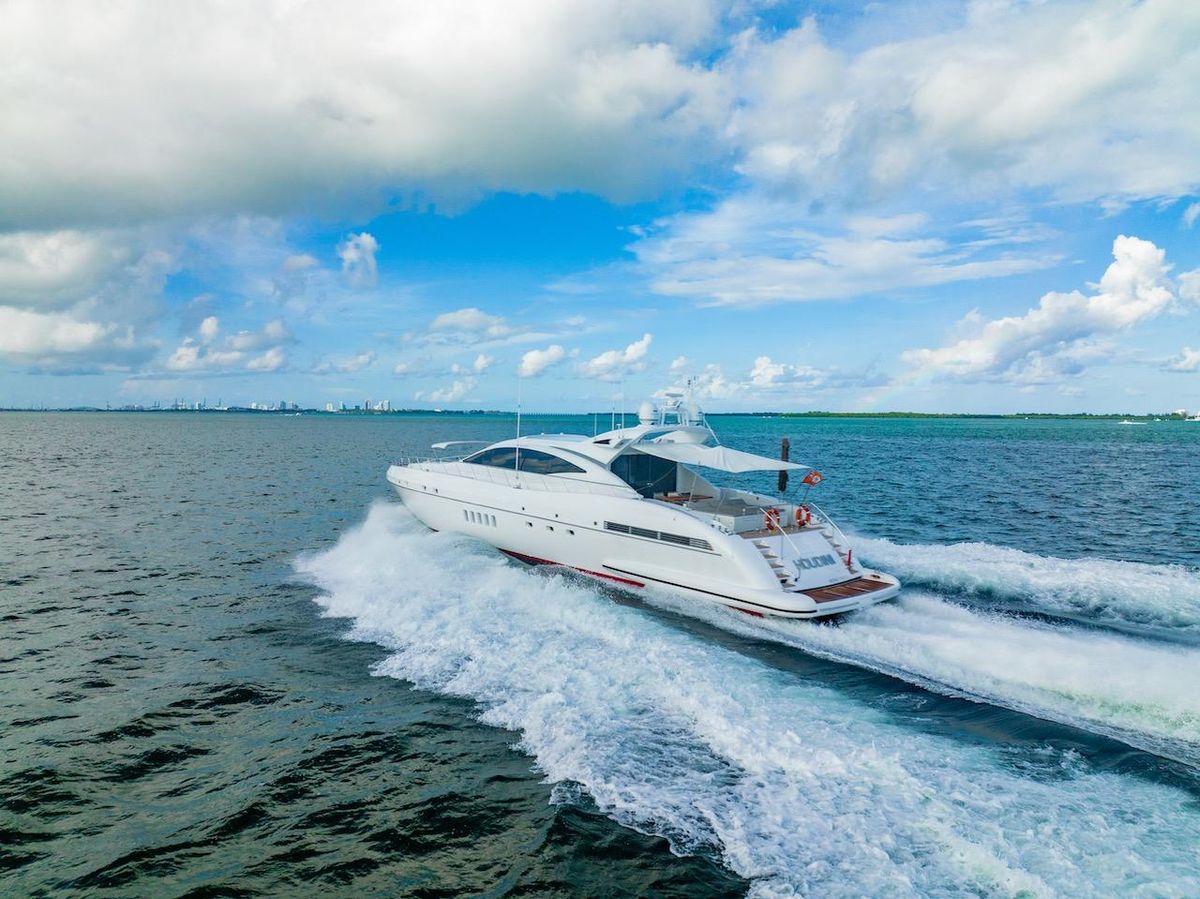 2007 Mangusta 92 