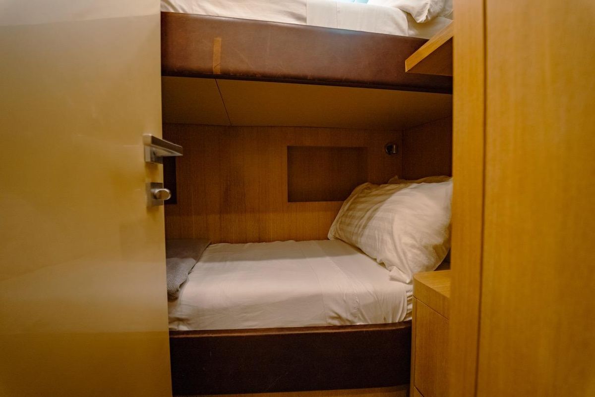 2007 Mangusta 92 