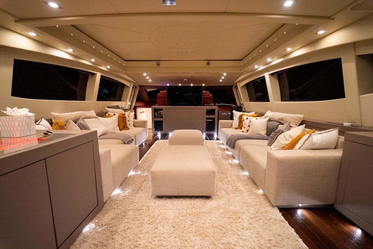 2007 Mangusta 92 