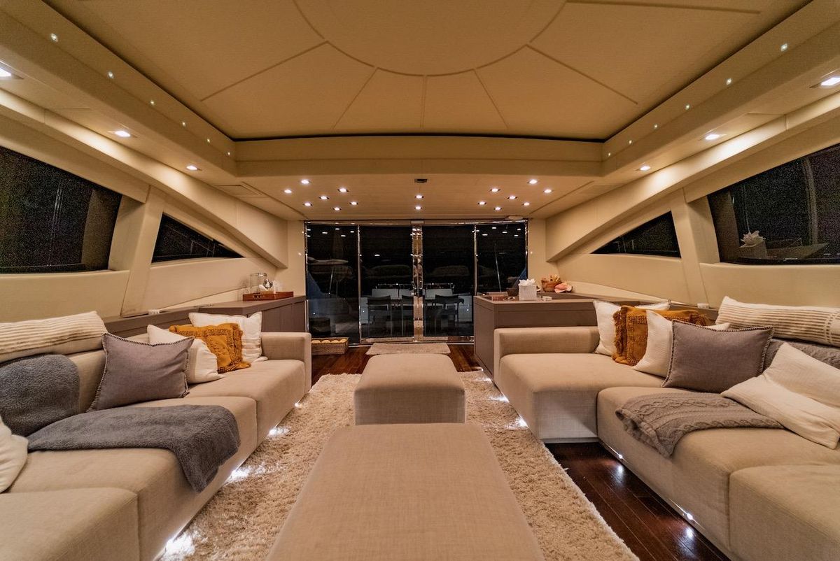 2007 Mangusta 92 