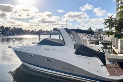 Rinker 270 Express Cruiser