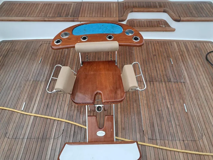 Mary Rose Yacht Photos Pics Teak deck of 2006 Hatteras 68 Convertible yacht with fishing chair.
