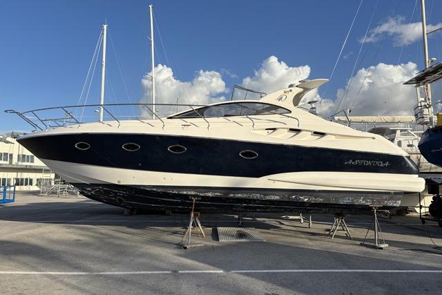 2000 Astondoa 40 Open