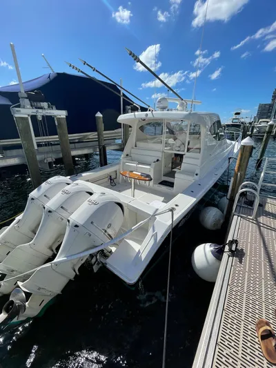 Reel Life Yacht Photos Pics 