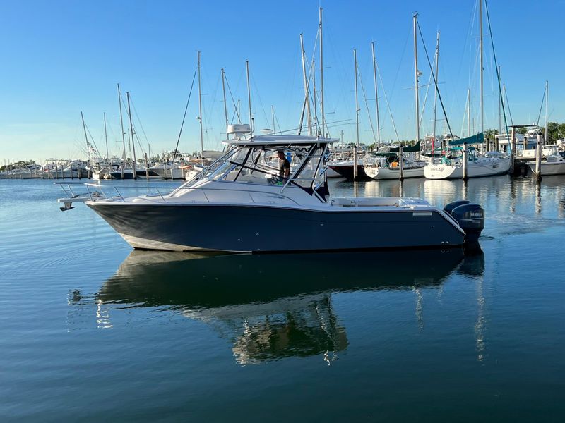 2007 Grady-White 330 Express