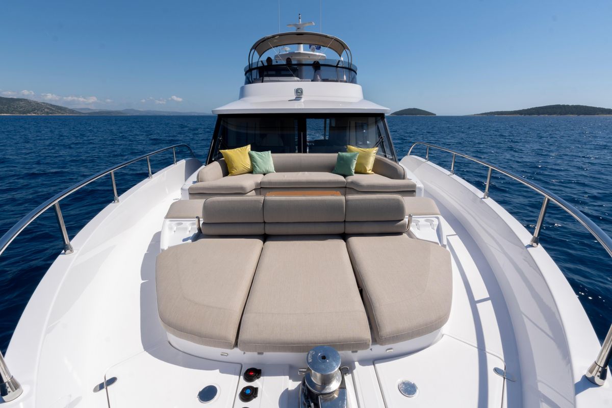 2025 Azimut 60 